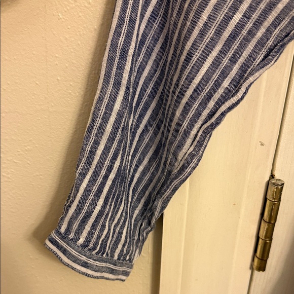 Rails Linen/Rayon Blend Long Sleeve Dress - Picture 4 of 10